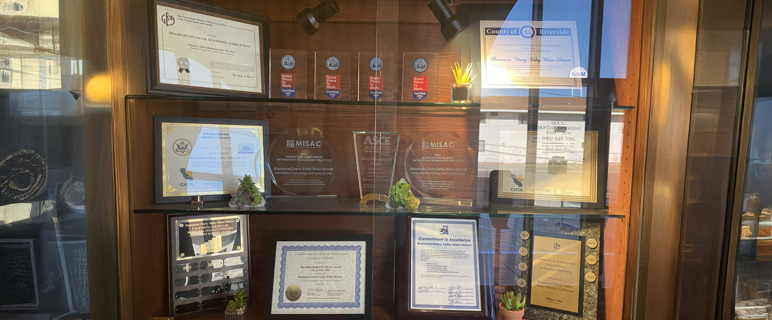 BCVWD Trophy Case Awards Banner
